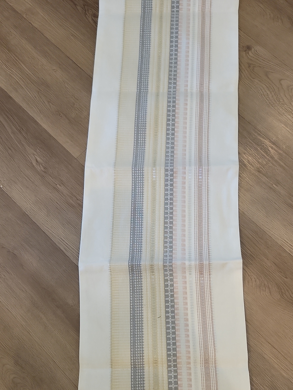 Threshold Table Runner - Picture 3 of 6